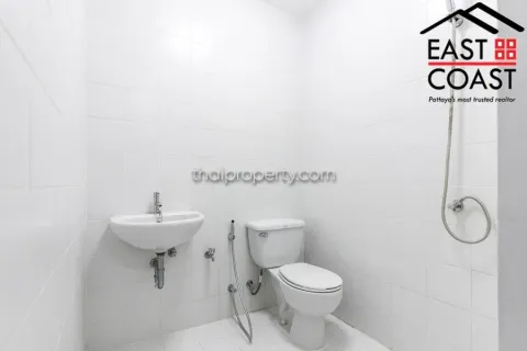 Condominio de 3 dormitorios en Jomtien Beach, Pattaya, Tailandia № 212933 - foto 25