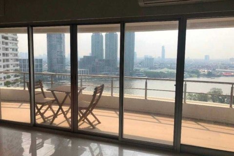Condo in Khlong San, Bangkok, Thailand, 2 bedrooms № 157215 - photo 13