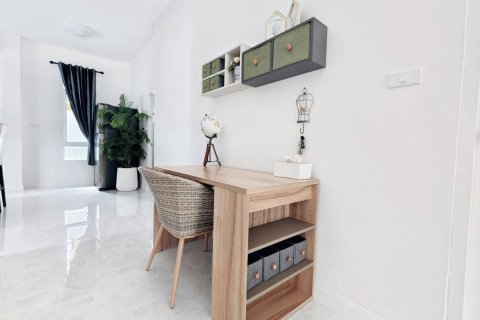 House in San Sai, Thailand 2 bedrooms № 157214 - photo 10