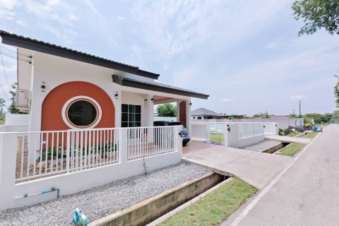 House in San Sai, Thailand 2 bedrooms № 157214 - photo 11