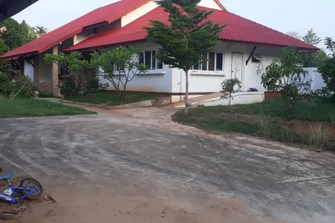 House in Nakhon Ratchasima, Thailand 5 bedrooms № 157217 - photo 8