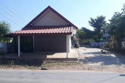 House in Nakhon Ratchasima, Thailand 5 bedrooms № 157217 - photo 4