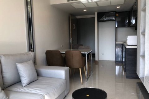 Condo à Bangkok, Thaïlande, 2 chambres  № 176657 - photo 2