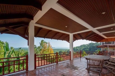 House in Phuket, Thailand 5 bedrooms № 173669 - photo 9