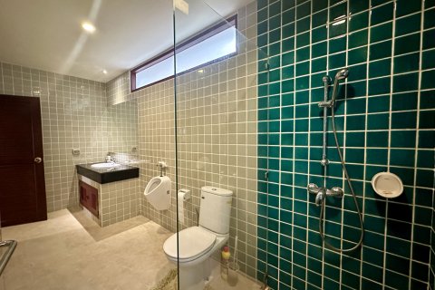 House in Phuket, Thailand 5 bedrooms № 173669 - photo 20