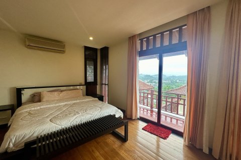 House in Phuket, Thailand 5 bedrooms № 173669 - photo 24