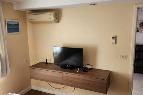 Studio dans le Condo à Watthana, Bangkok, Thaïlande  № 173672 - photo 6