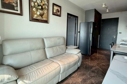 Студия в кондо в Паттайе, Таиланд № 159362 - фото 2