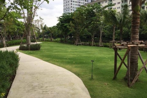 Condo in Bangkok, Thailand, 3 bedrooms  № 181024 - photo 10