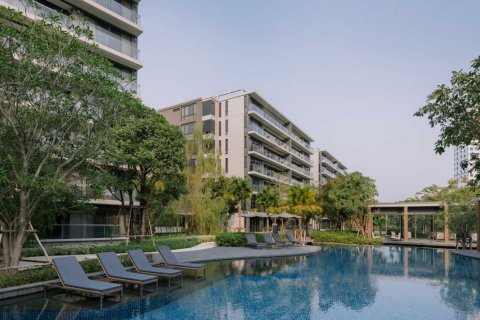 Condo in Bangkok, Thailand, 3 bedrooms  № 181024 - photo 14