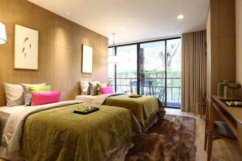 Condo in Bangkok, Thailand, 3 bedrooms  № 181024 - photo 5