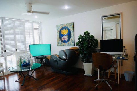 Condo à Bangkok, Thaïlande, 3 chambres  № 181027 - photo 17