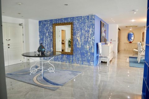 Condo à Bangkok, Thaïlande, 3 chambres  № 181027 - photo 16