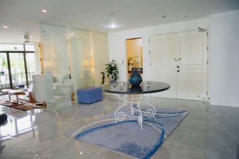 Condo à Bangkok, Thaïlande, 3 chambres  № 181027 - photo 20