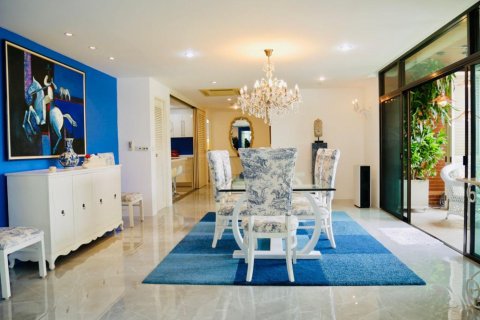 Condo à Bangkok, Thaïlande, 3 chambres  № 181027 - photo 5