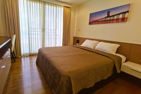 Condo in Bangkok, Thailand, 4 bedrooms  № 181030 - photo 11