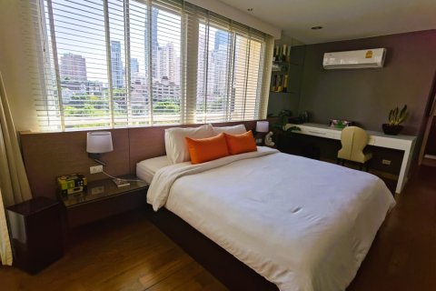 Condo in Bangkok, Thailand, 4 bedrooms  № 181030 - photo 7
