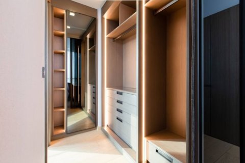 Condo in Bangkok, Thailand, 2 bedrooms  № 181028 - photo 7