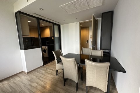 Condo à Chatuchak, Bangkok, Thaïlande, 3 chambres № 170924 - photo 9