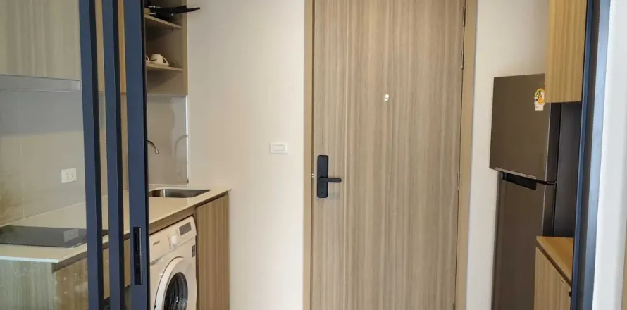 Studio in the Condo in Phuket, Thailand № 170919