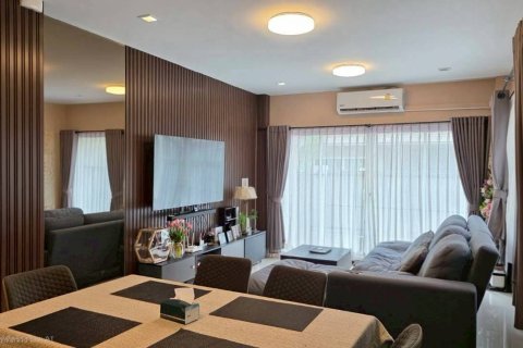 Villa in Pattaya, Thailand 4 bedrooms № 180341 - photo 6