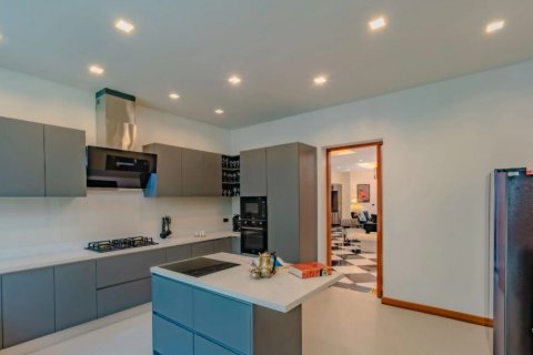 Villa in Phuket, Thailand 8 bedrooms № 137096 - photo 19