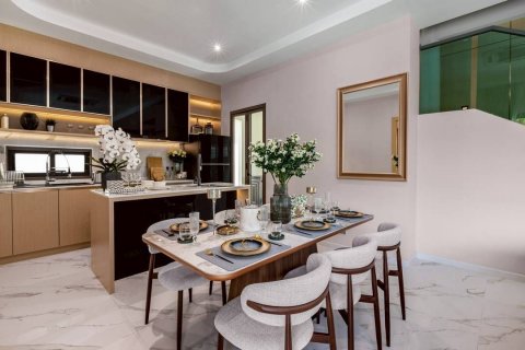 Вилла в Паттайе, Таиланд с 4 спальнями  № 135872 - фото 13