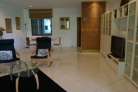 Condo in Sattahip, Thailand, 2 bedrooms № 158820 - photo 6