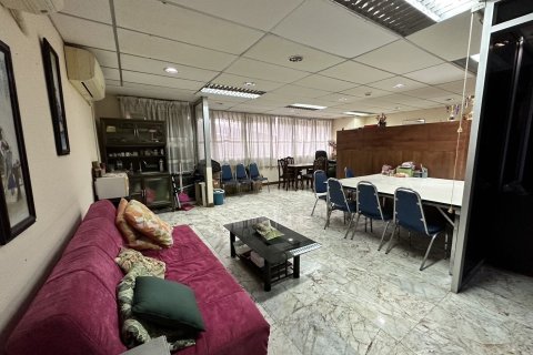 Студия в кондо в Клонг Тоэй, Бангкок, Таиланд № 154626 - фото 6