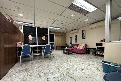 Студия в кондо в Клонг Тоэй, Бангкок, Таиланд № 154626 - фото 3