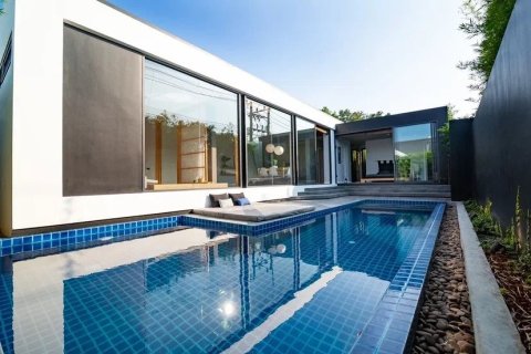 Villa in Phuket, Thailand 3 bedrooms № 154627 - photo 1