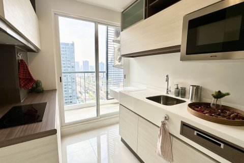 Студия в кондо в Бангкоке, Таиланд № 154631 - фото 7