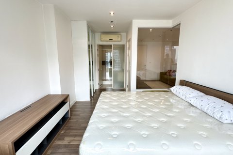 Студия в кондо в Бангкоке, Таиланд № 154631 - фото 14