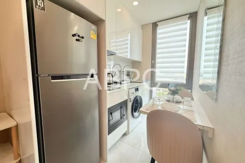 Condominio de 1 dormitorio en Jomtien Beach, Pattaya, Tailandia № 211738 - foto 4