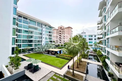 Condo in Pattaya, Thailand, 2 bedrooms  № 211740