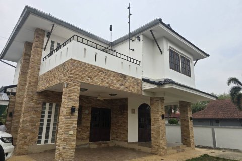 House in Hua Hin, Thailand 2 bedrooms № 162973 - photo 15