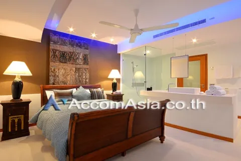 Condominio de 2 dormitorios en Khlong San, Bangkok, Tailandia № 214413 - foto 10