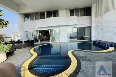 Condominio de 3 dormitorios en Khlong Toei, Bangkok, Tailandia № 214410