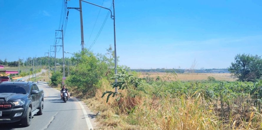 Terrain à Rayong, Thaïlande 12800 m2 № 159278