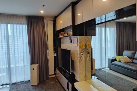 Condo in Bang Na, Bangkok, Thailand, 2 bedrooms  № 159279 - photo 9