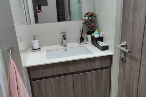 Condo in Bang Na, Bangkok, Thailand, 2 bedrooms  № 159279 - photo 14