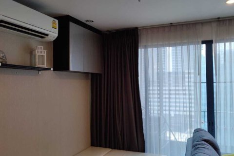 Condo in Bang Na, Bangkok, Thailand, 2 bedrooms  № 159279 - photo 6