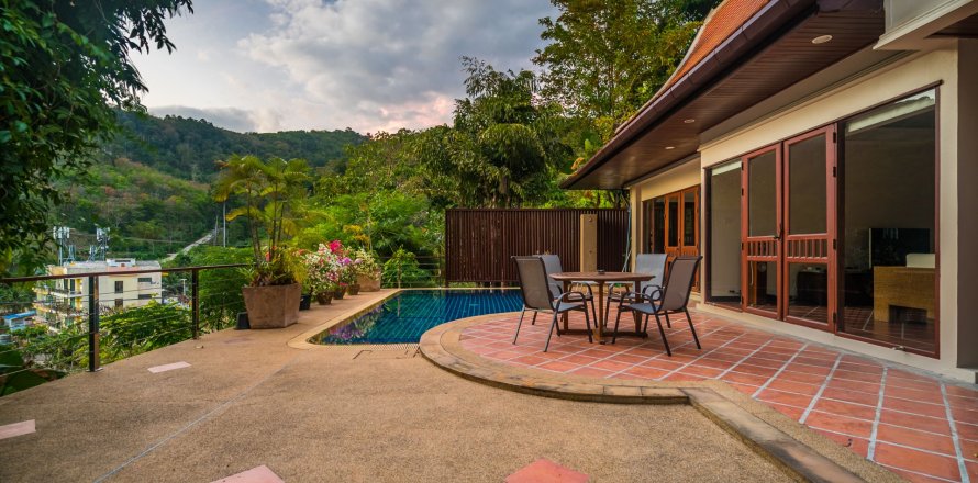 Villa in Kathu, Thailand 2 bedrooms № 135784