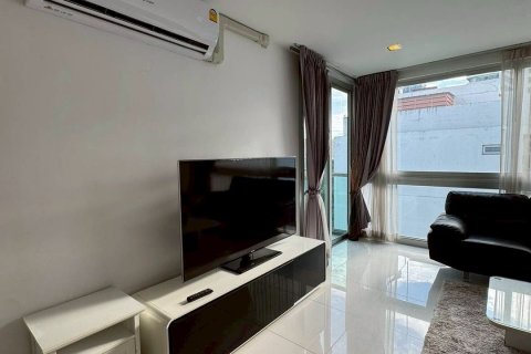 Apartment in Pattaya, Thailand 4 rooms № 161386 - photo 2