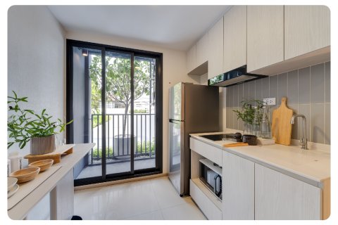 Condo in Bangkok, Thailand, 1 bedroom  № 170143 - photo 4