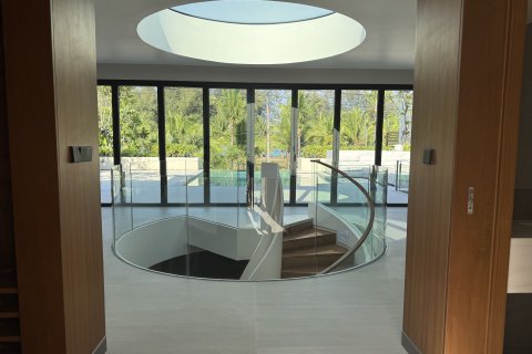 Villa in Phuket, Thailand 4 bedrooms № 173358 - photo 6