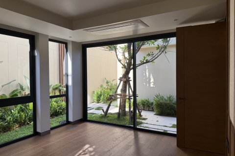 Villa in Phuket, Thailand 4 bedrooms № 173358 - photo 28