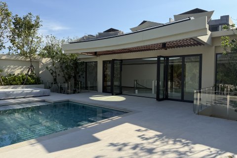 Villa in Phuket, Thailand 4 bedrooms № 173358 - photo 16