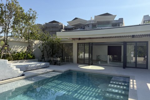 Villa in Phuket, Thailand 4 bedrooms № 173358 - photo 21