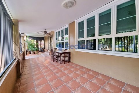 Maison à Pattaya, Thaïlande 4 chambres № 197055 - photo 3